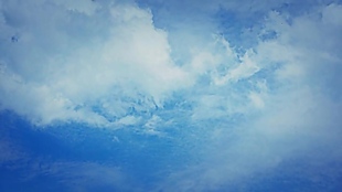 蓝天白色云朵视频