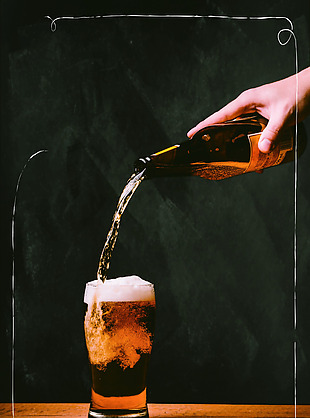 黑色矢量创意啤酒海报背景