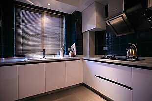 现代简约风室内设计厨房效果图