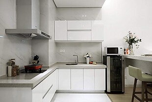 简约风室内设计厨房白色收纳柜效果图