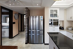 简约风室内设计厨房双开门冰箱效果图