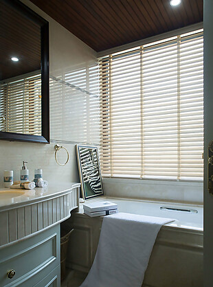 东南亚风格浴室百褶窗装修效果图