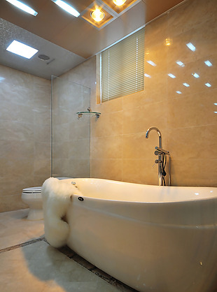 现代创意欧式浴室浴池设计效果图