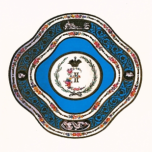 手绘蓝色花纹古典盘子瓷器