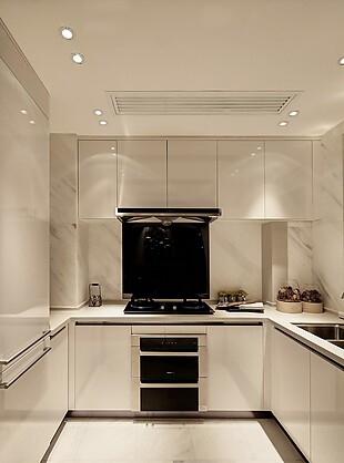 现代简约厨房大理石墙面室内装修效果图