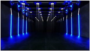 蓝色灯光走廊动态视频素材